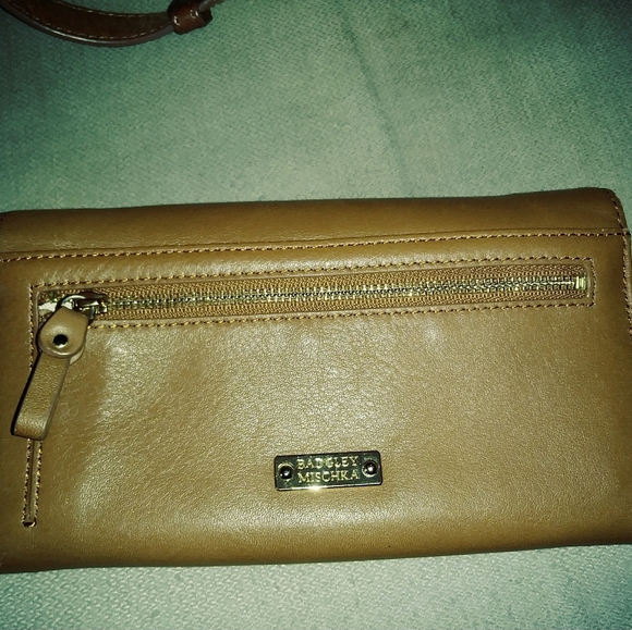 Badgley Mishka tote and wallet - Picture 7 of 12